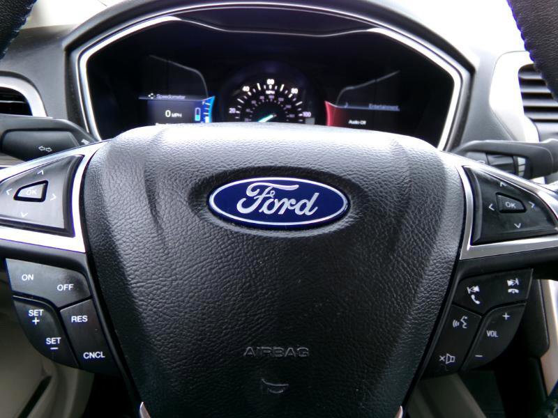 Used 2018 Ford Fusion Energi SE image 25