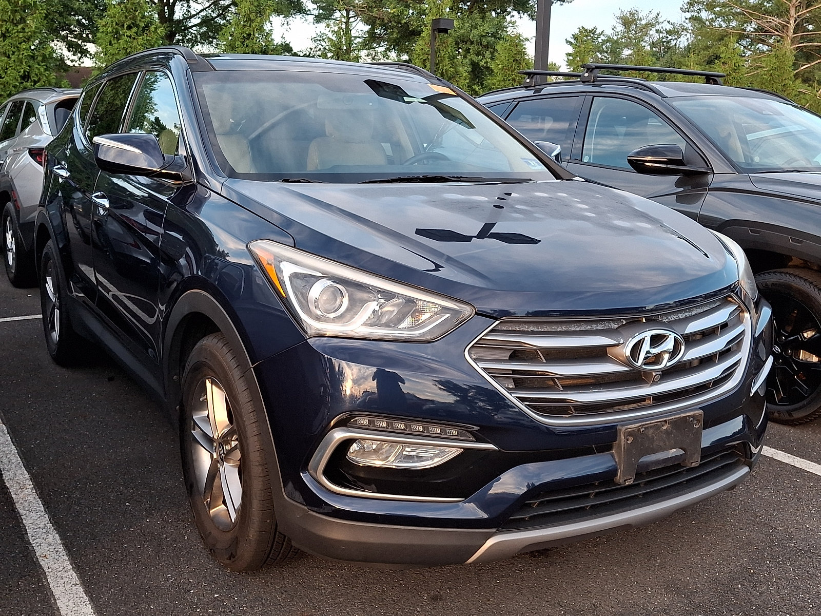 Used 2017 Hyundai Santa Fe Sport w/ 2.4L Tech Package 04 AWD/4WD image 5
