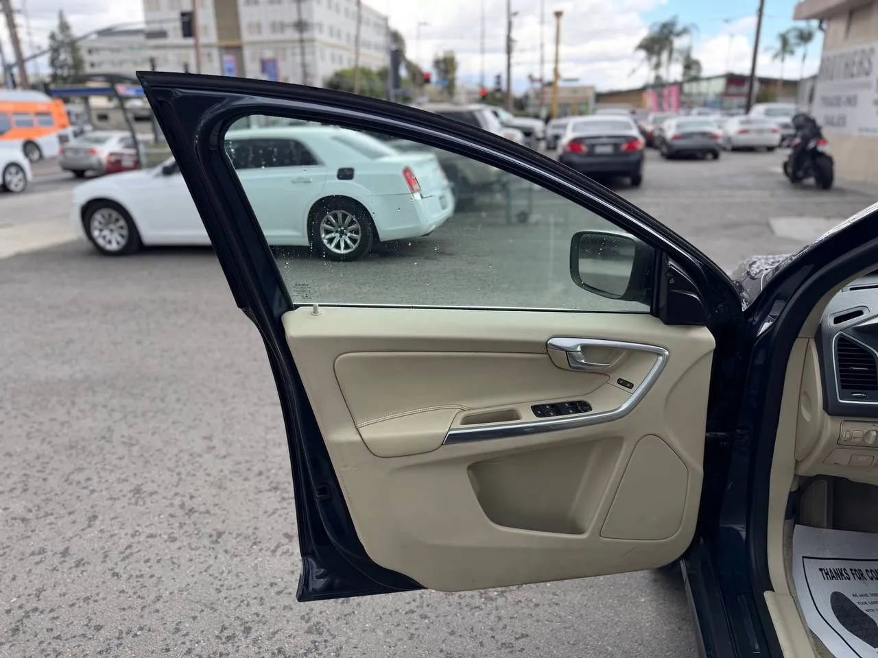 Used 2015 Volvo XC60 T5 AWD/4WD image 23