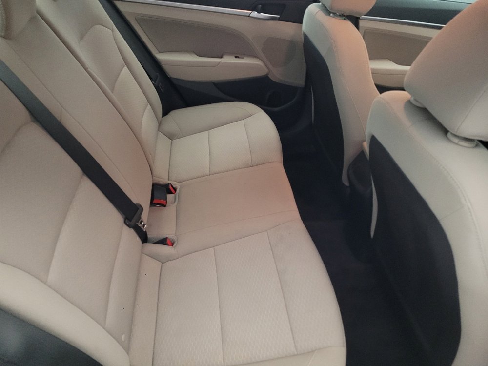Used 2019 Hyundai Elantra SEL image 19