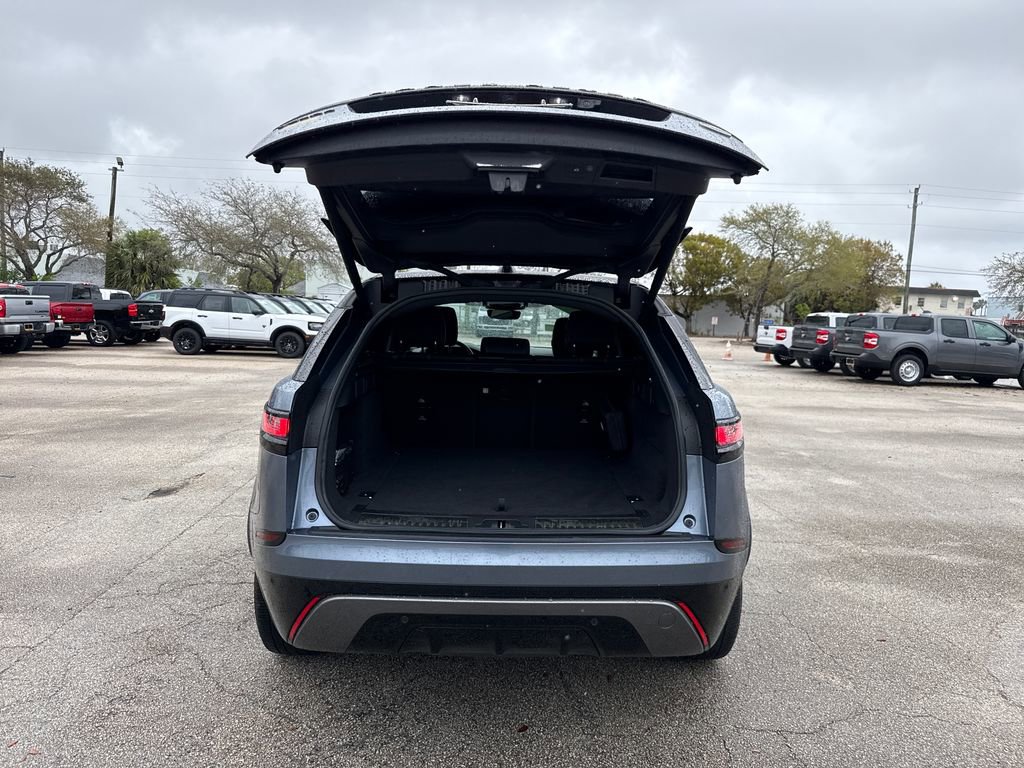 Used 2023 Land Rover Range Rover Velar R-Dynamic S image 28