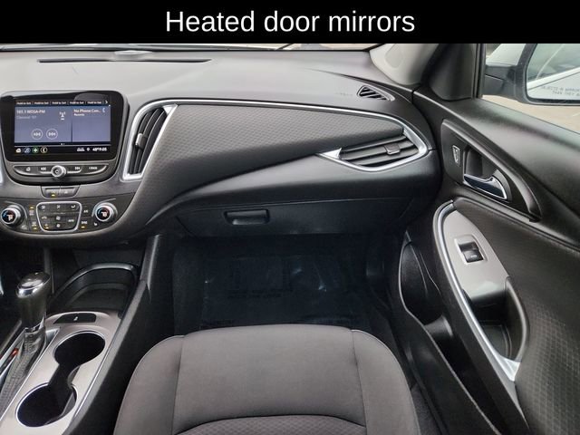 Used 2020 Chevrolet Malibu LT FWD image 24