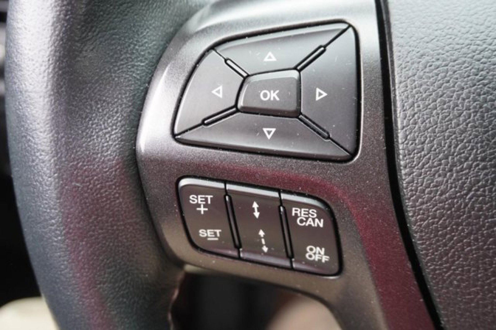 Used 2023 Ford Ranger Lariat w/ Tremor Off-Road Package image 26