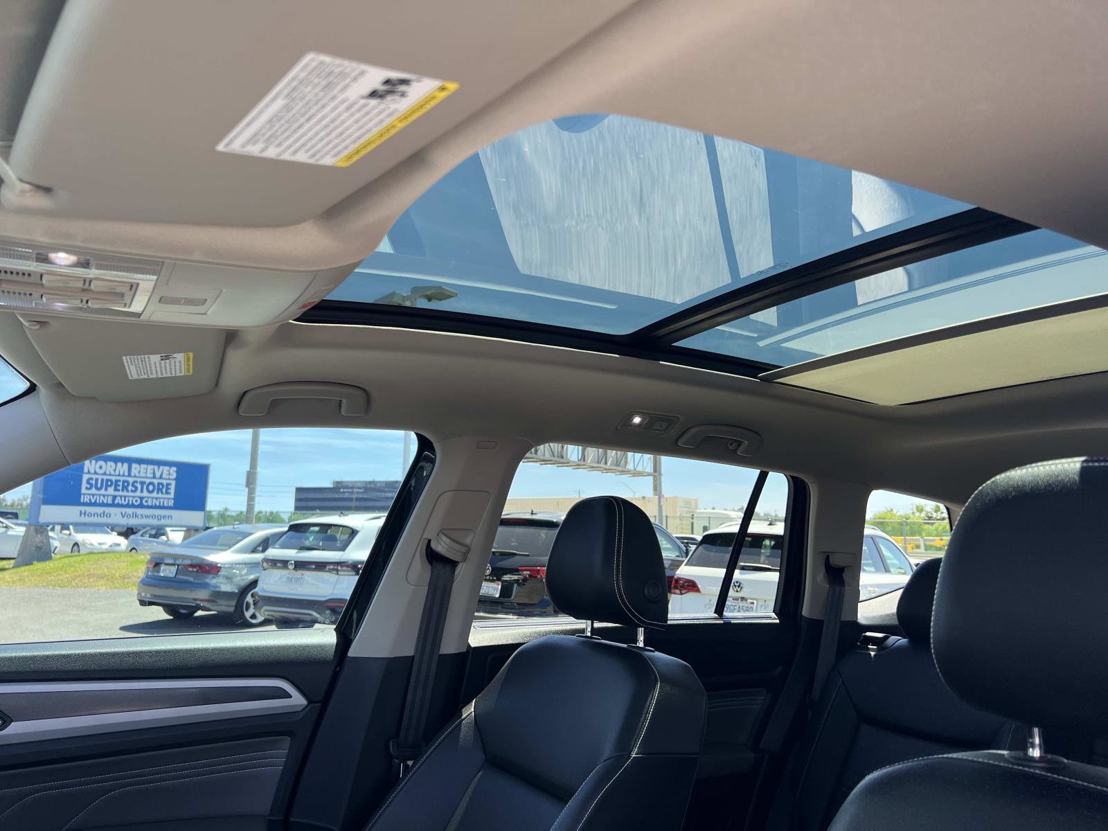 Certified 2023 Volkswagen Atlas SEL R-Line AWD/4WD image 20