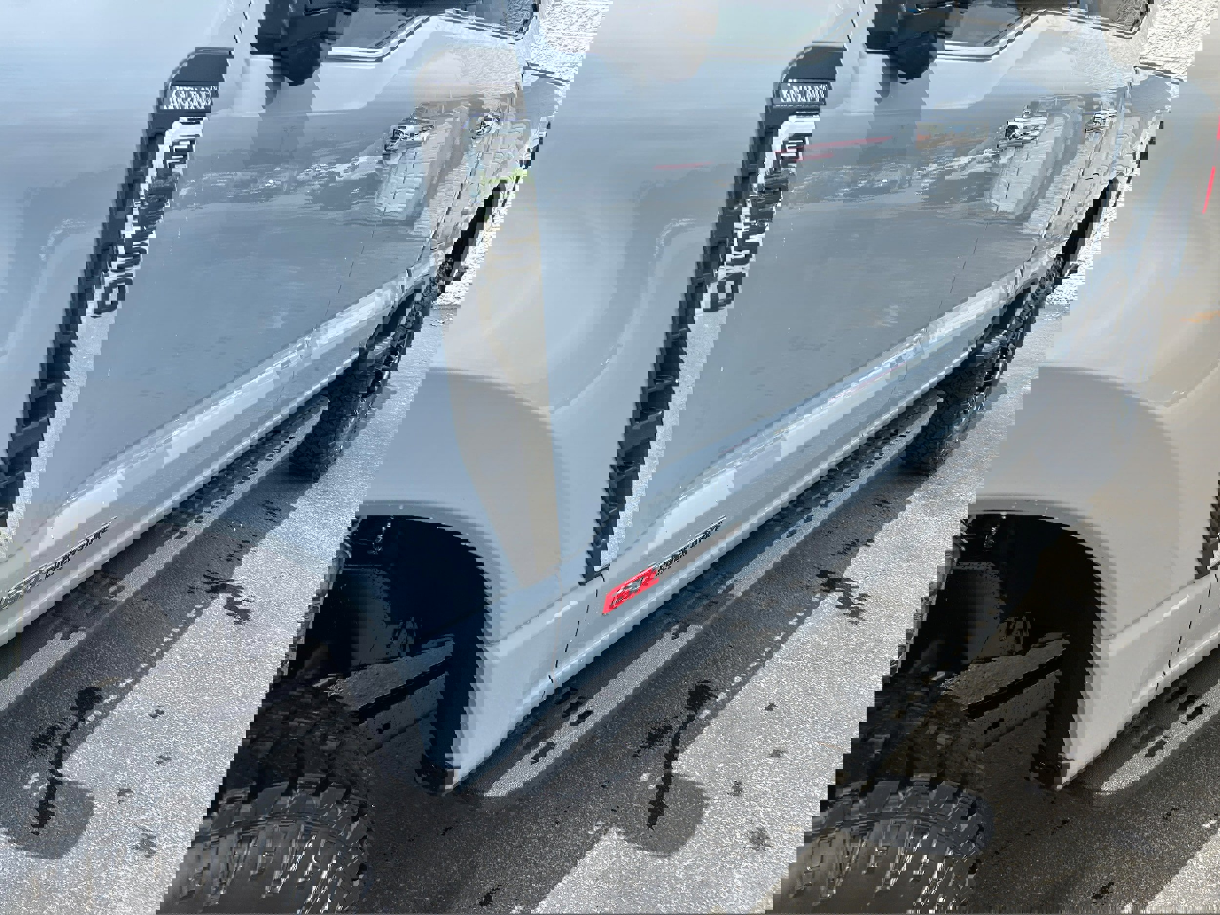 New 2025 Ford F250 King Ranch w/ Tremor Off-Road Package image 26