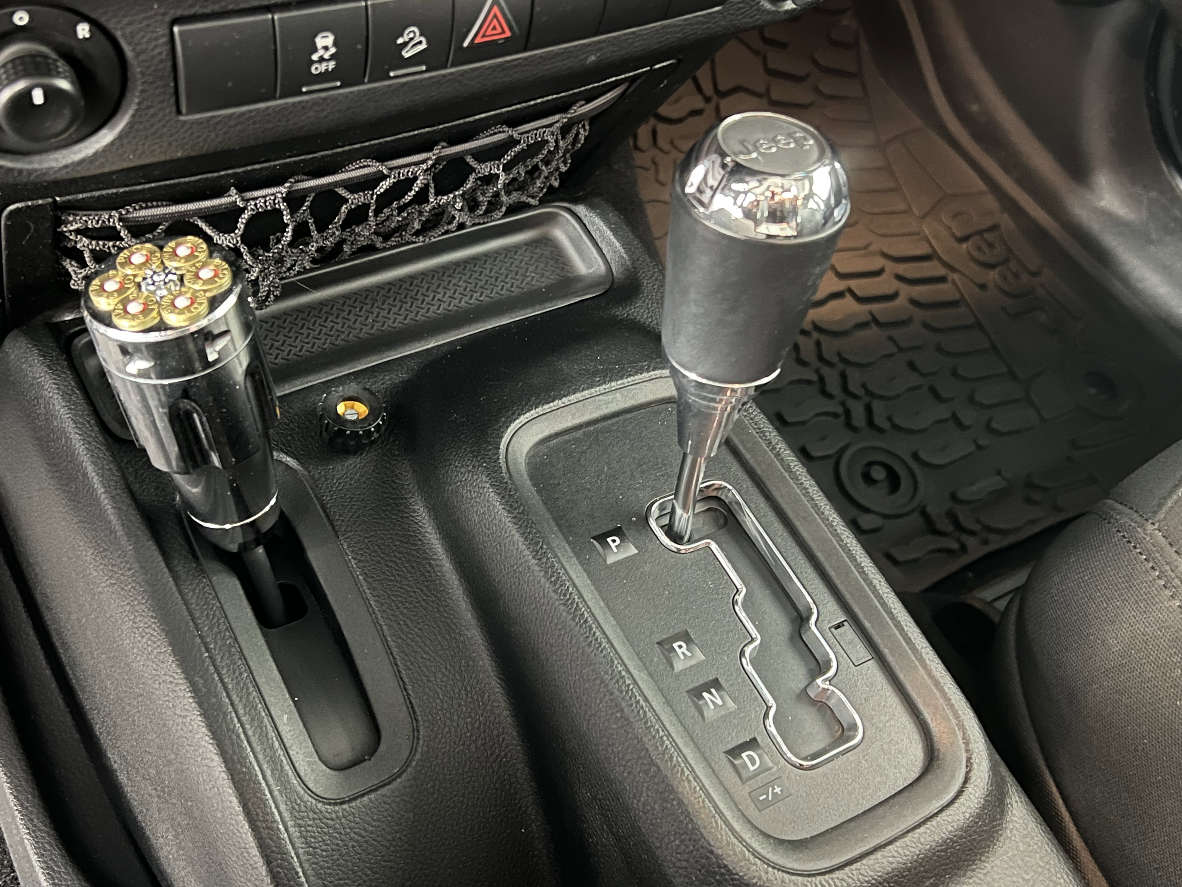 Used 2017 Jeep Wrangler Sport image 30