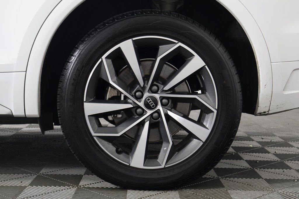 Used 2024 Audi Q5 2.0T Premium Plus image 16