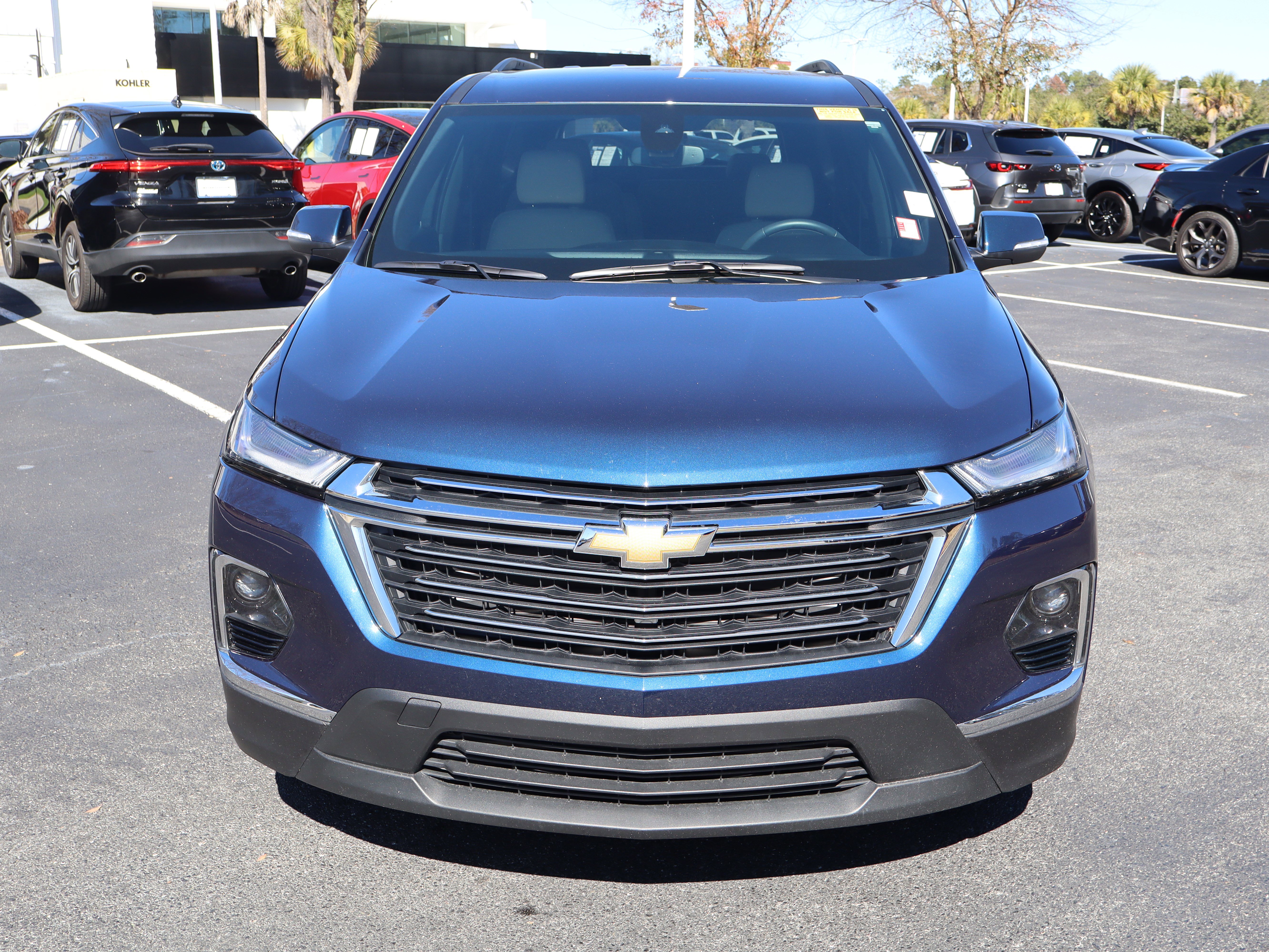 Used 2023 Chevrolet Traverse LT image 16