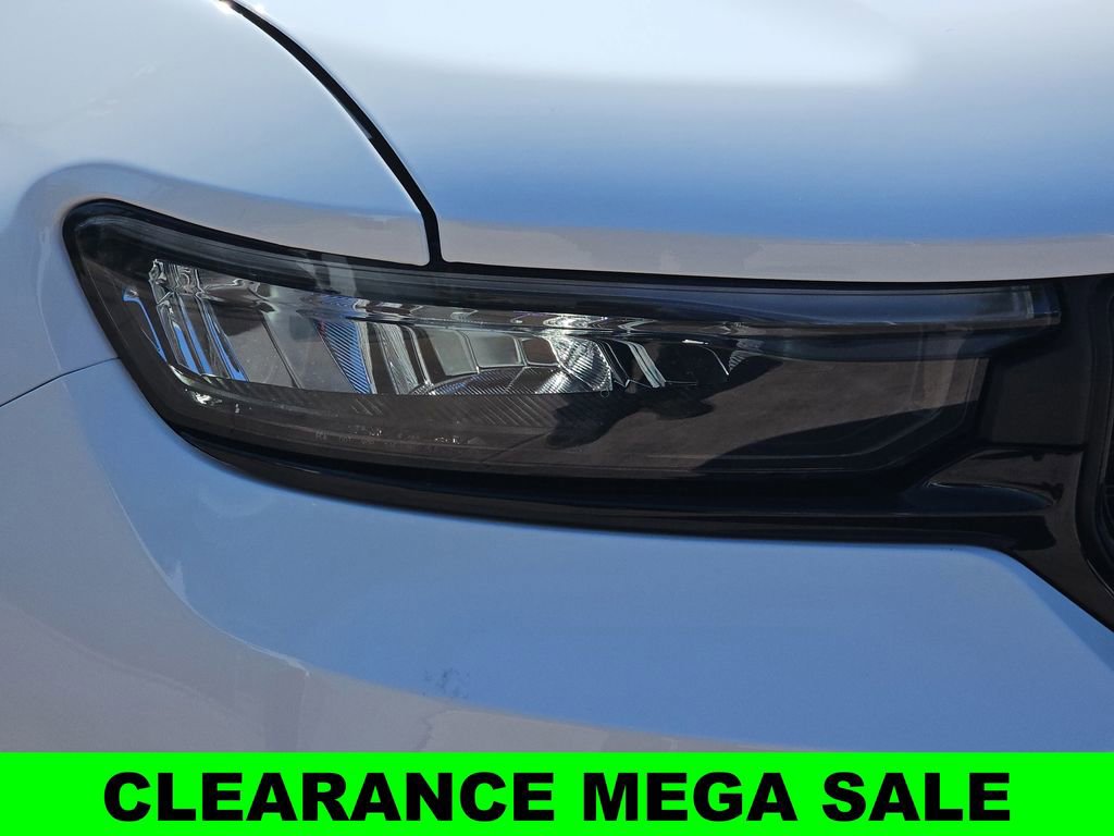 New 2025 Jeep Grand Cherokee Altitude image 34