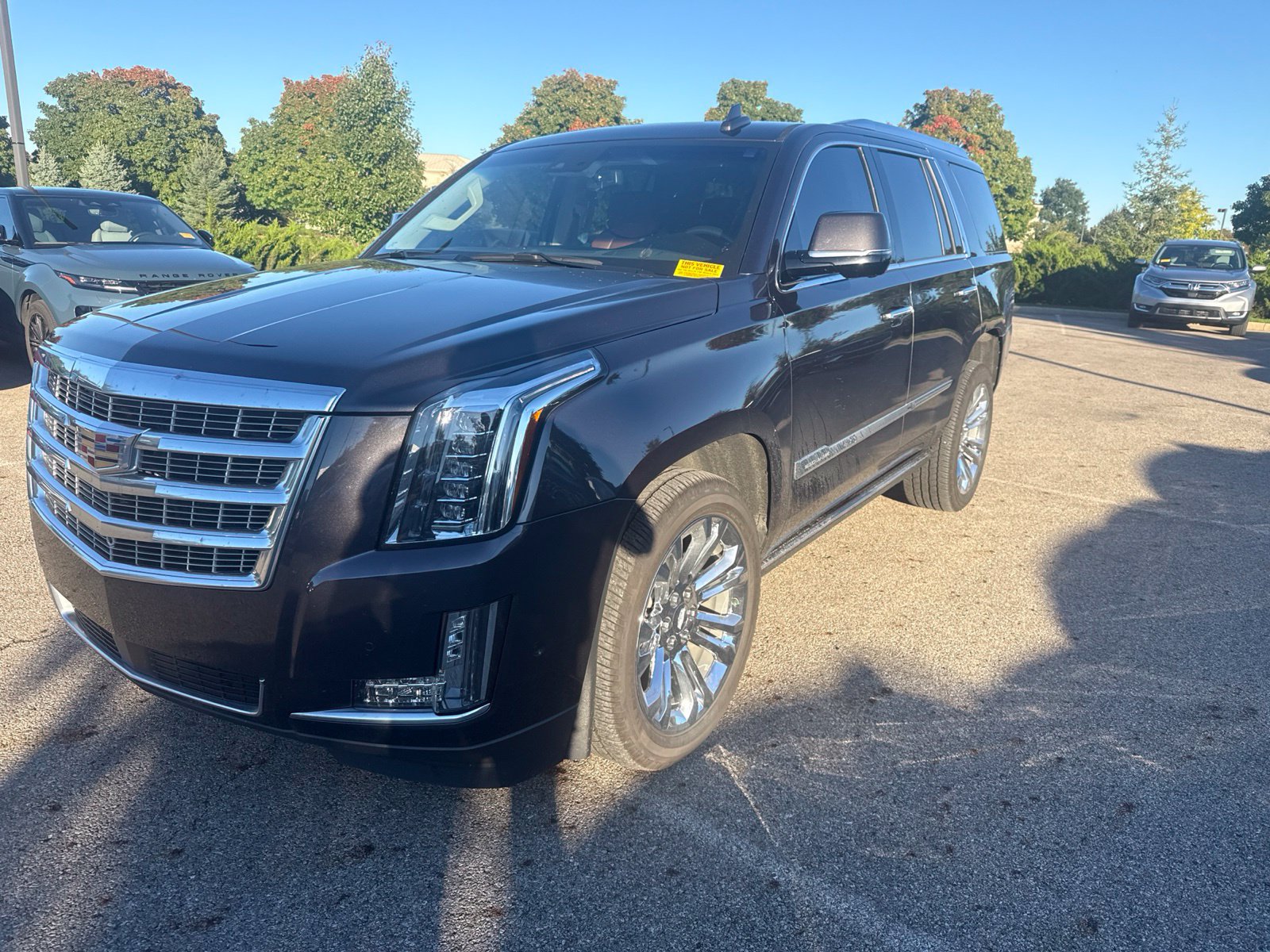 Used 2018 Cadillac Escalade Premium Luxury w/ LPO, Radiant Package AWD/4WD image 1