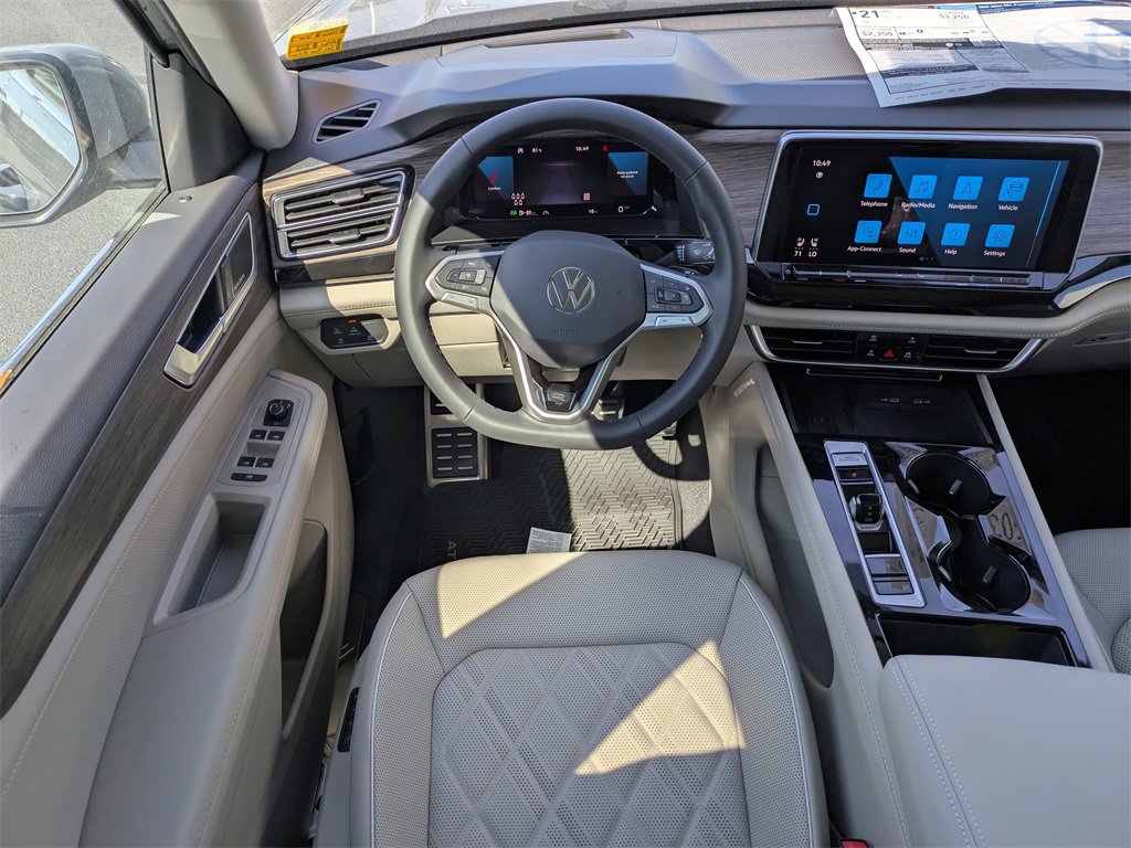 New 2026 Volkswagen Atlas SEL Premium R-Line image 18