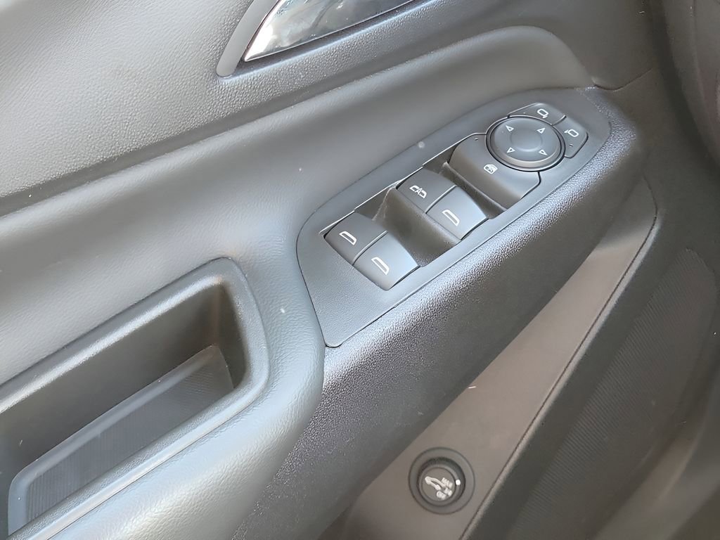 Used 2024 Chevrolet Equinox LT image 24