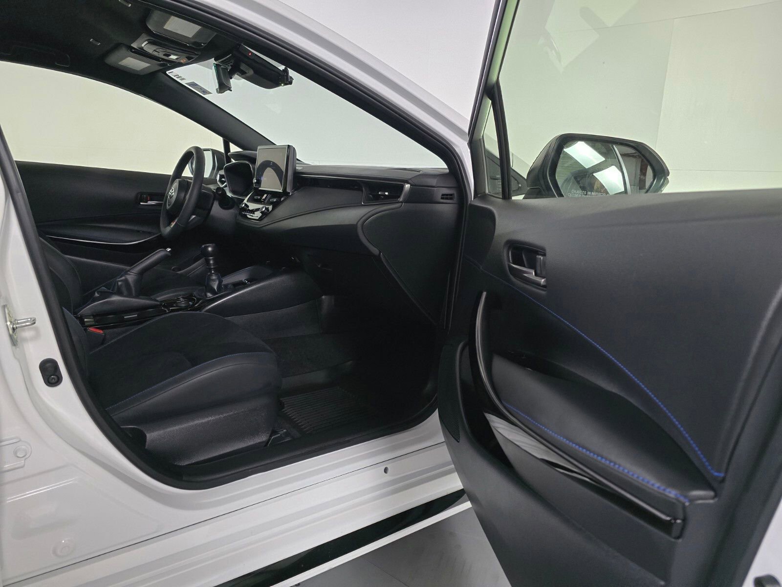 Used 2024 Toyota Corolla Premium image 22