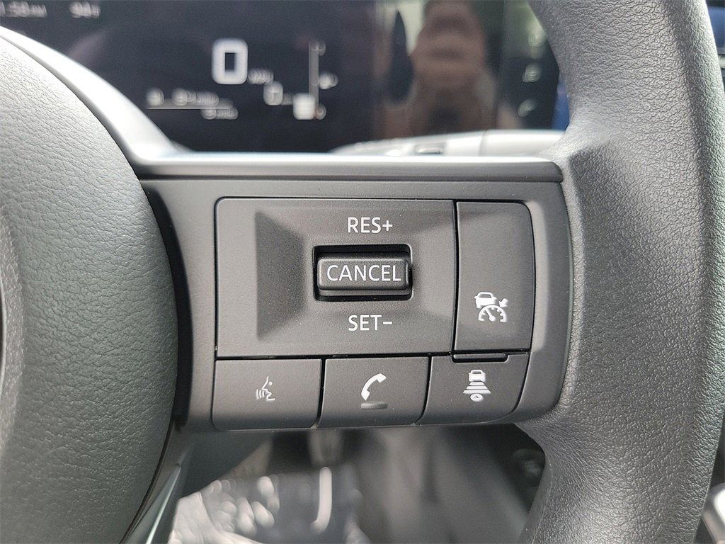 New 2026 Nissan Rogue S image 6