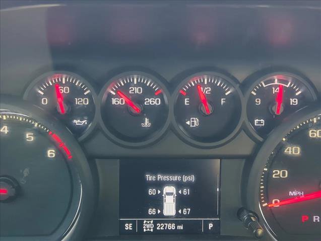 Used 2024 Chevrolet Silverado 2500 Custom w/ Custom Value Package image 9