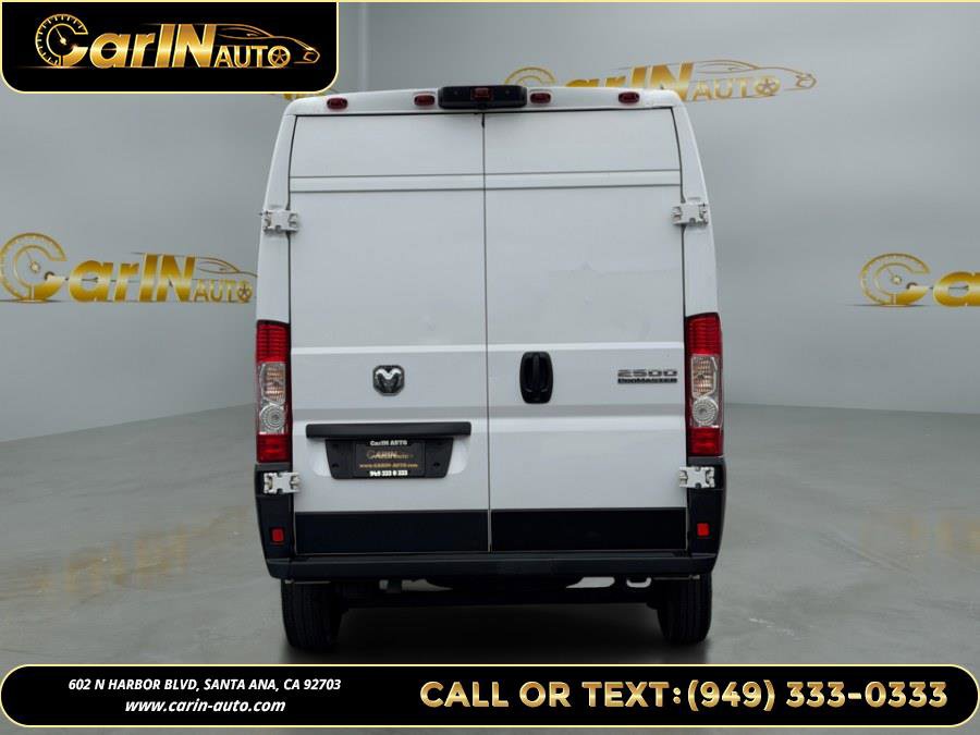 Used 2025 RAM ProMaster 2500 w/ Convenience Group image 3