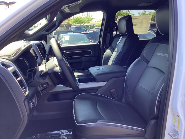 New 2026 RAM 2500 Laramie w/ Sport Appearance Package AWD/4WD image 8