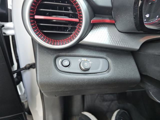 Used 2024 Chevrolet Trax RS w/ Driver Confidence Package image 27