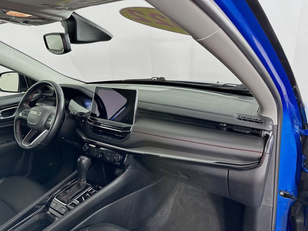 Used 2022 Jeep Compass Trailhawk w/ Sun and Sound Group image 41