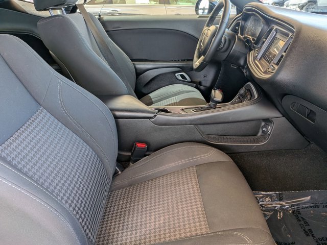 Used 2019 Dodge Challenger SXT w/ Blacktop Package image 18