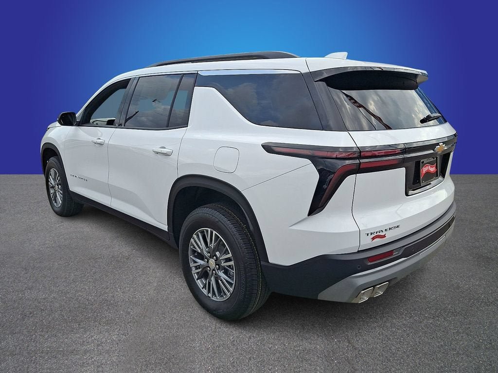 New 2027 Chevrolet Traverse LT FWD image 4
