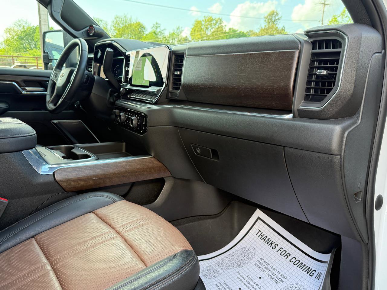Used 2024 Chevrolet Silverado 2500 High Country w/ Technology Package image 22