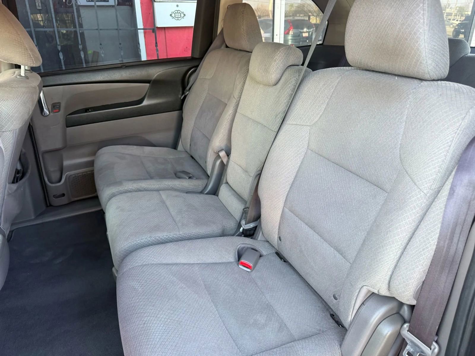 Used 2016 Honda Odyssey SE image 9