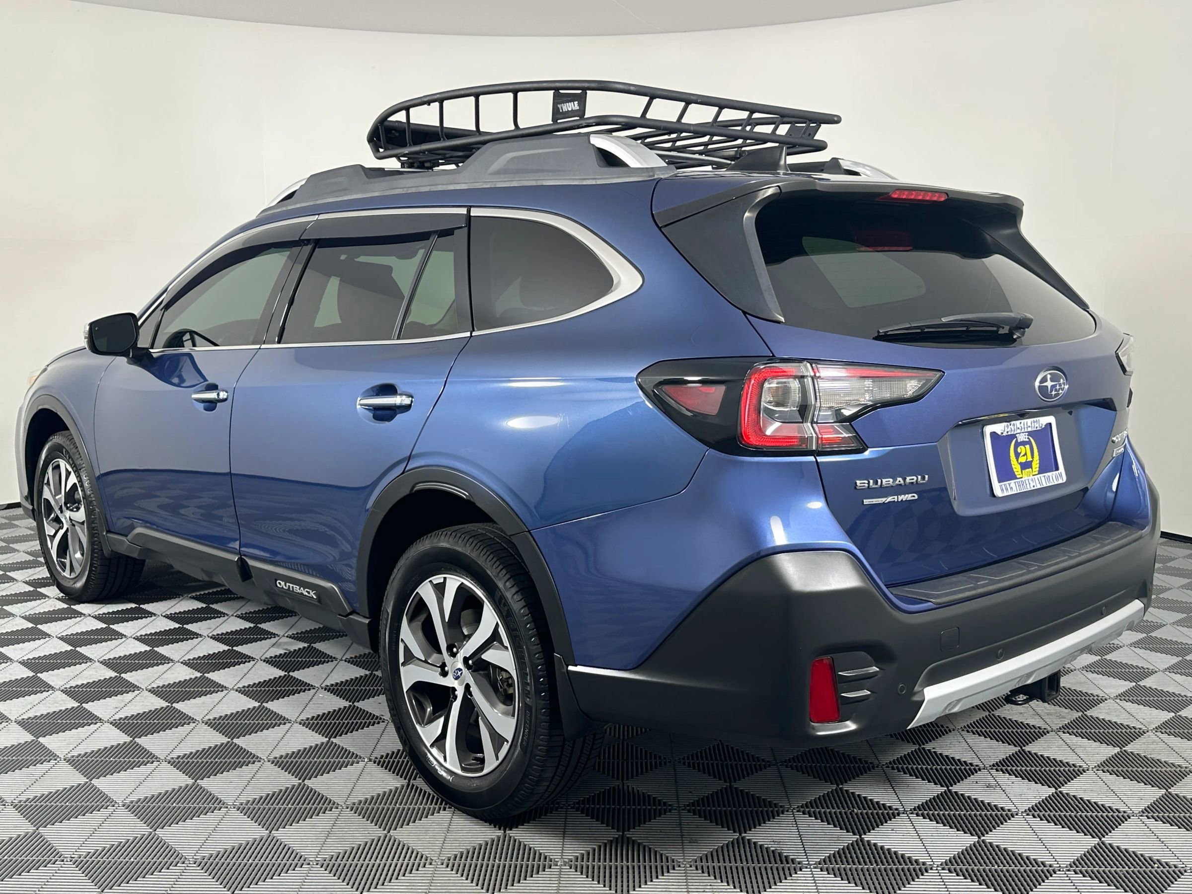 Used 2020 Subaru Outback Touring w/ Popular Package #2 AWD/4WD image 12