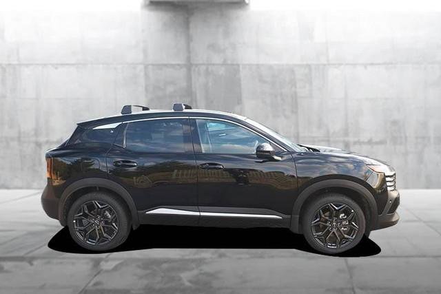 New 2026 Nissan Kicks SR w/ SR Premium Package AWD/4WD image 5