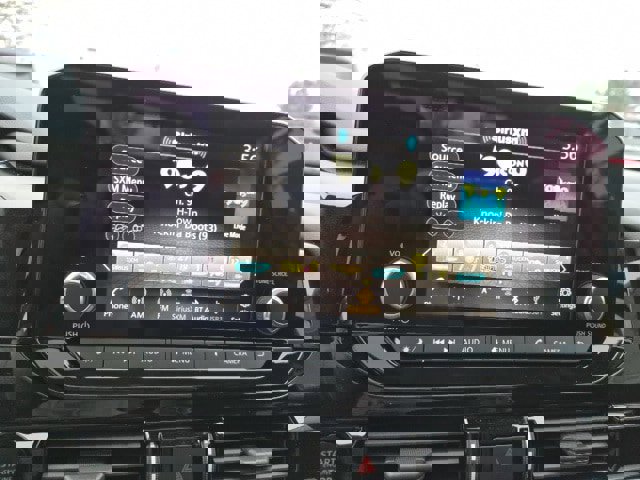 New 2025 Nissan Pathfinder SV w/ SV Premium Package image 29