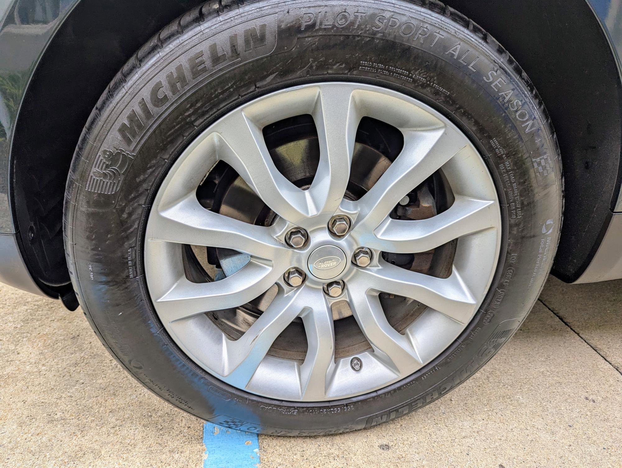 Used 2015 Land Rover Range Rover Sport HSE image 16