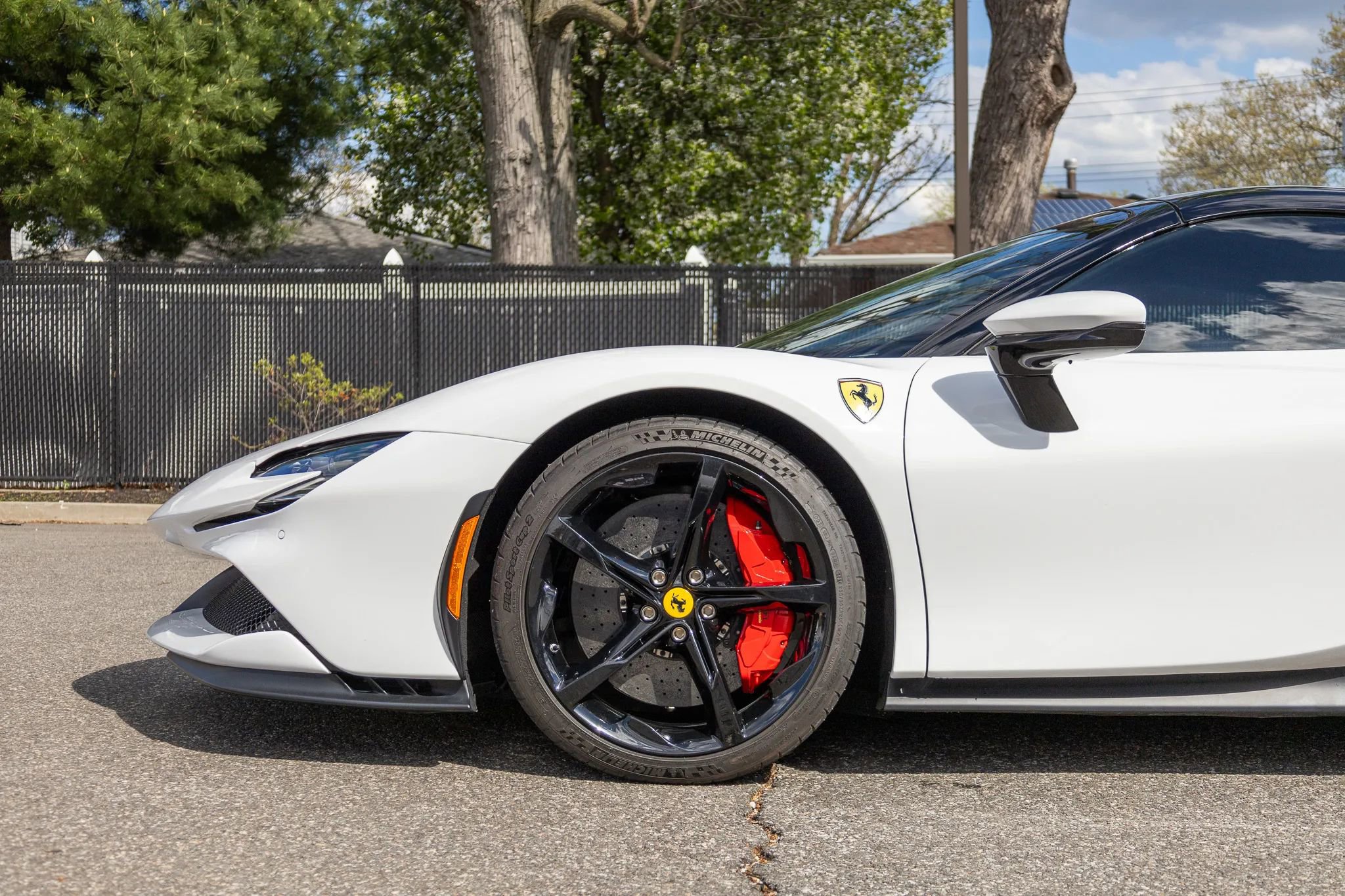 Used 2025 Ferrari SF90 Spider image 29