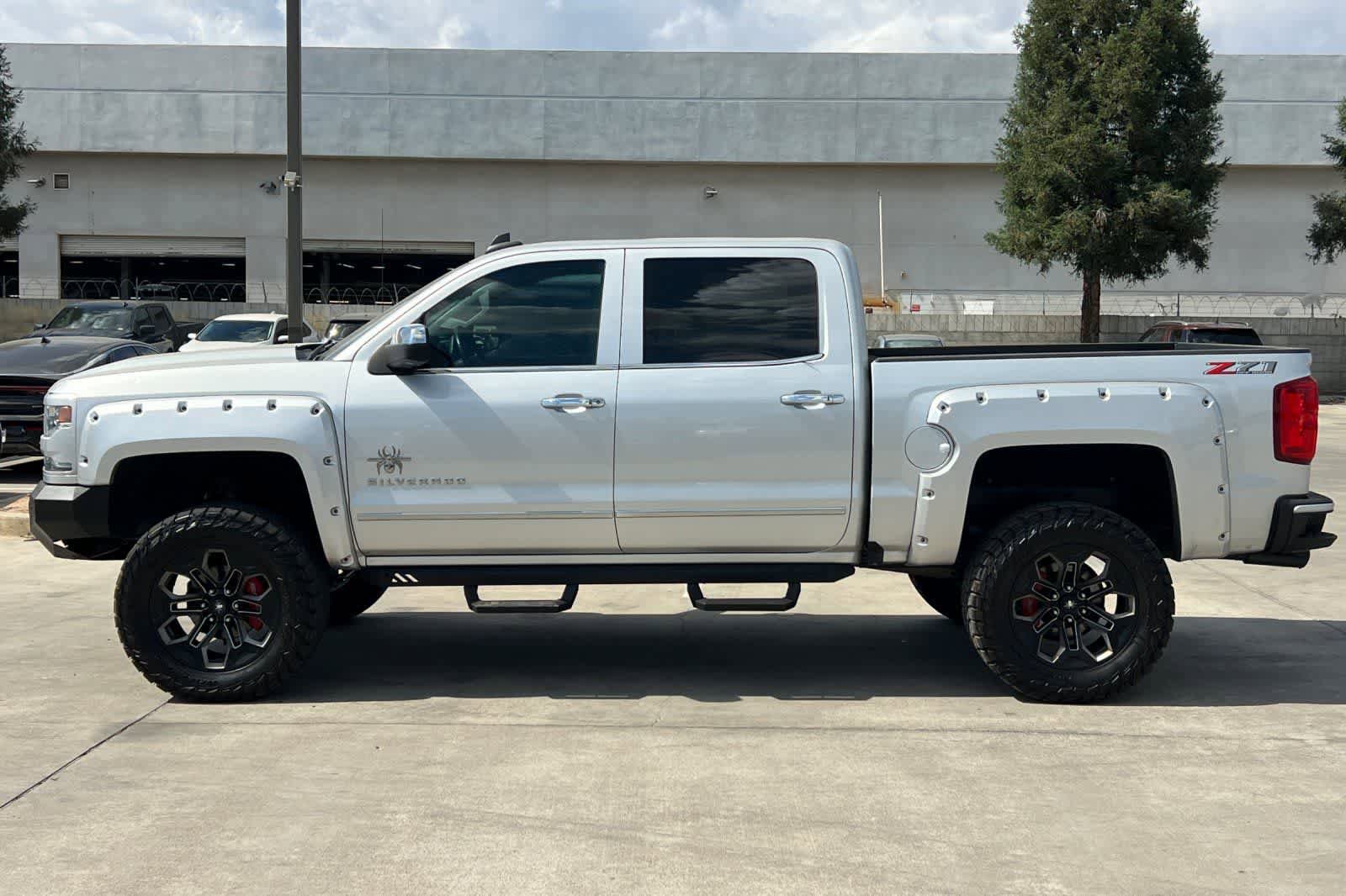 Used 2018 Chevrolet Silverado 1500 LTZ Z71 w/ LTZ Plus Package AWD/4WD image 6