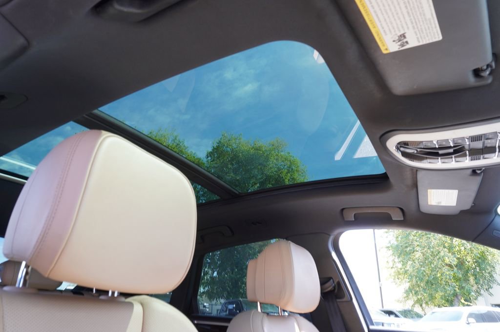 Used 2020 Porsche Macan Base image 13