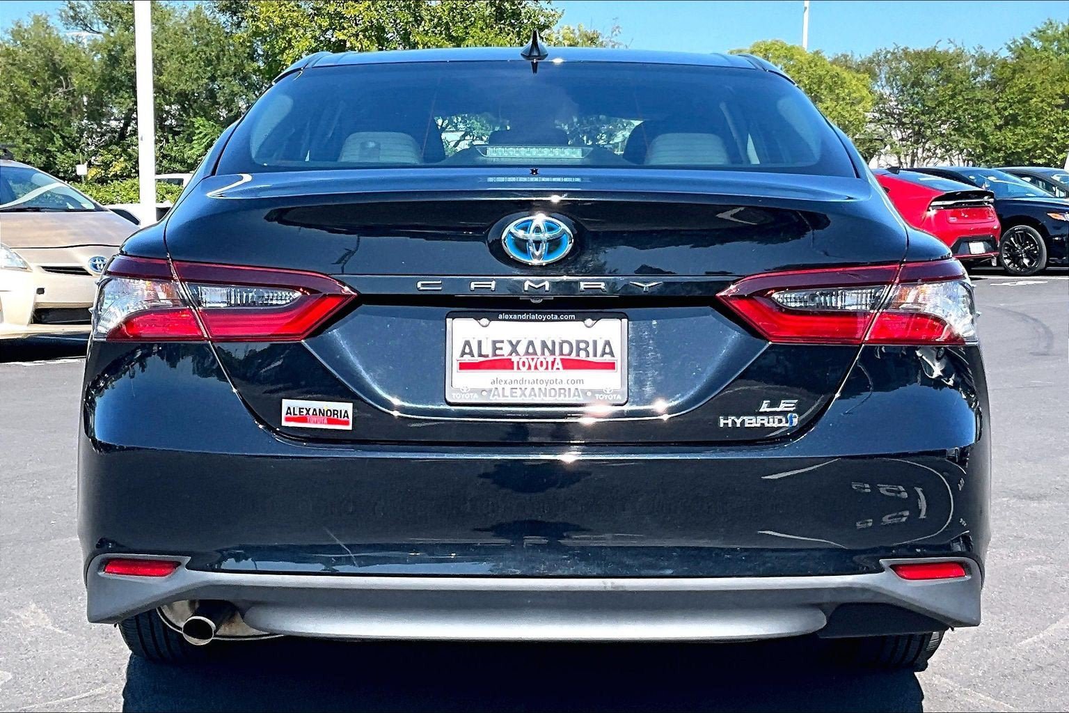 Used 2023 Toyota Camry LE FWD image 4