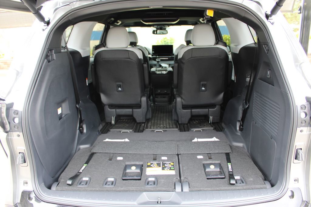 New 2026 Toyota Sienna XSE image 55