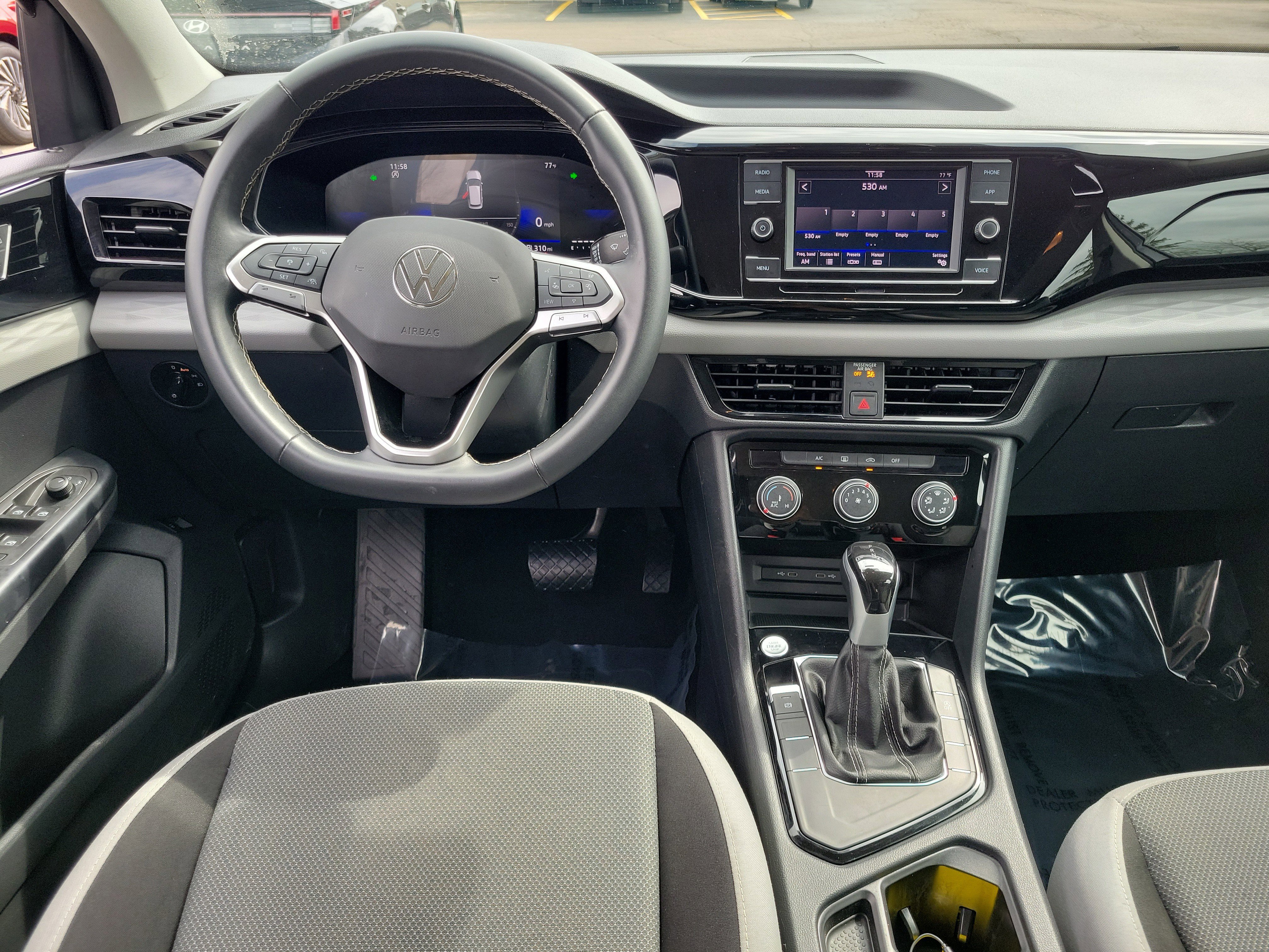 Used 2024 Volkswagen Taos S FWD image 10