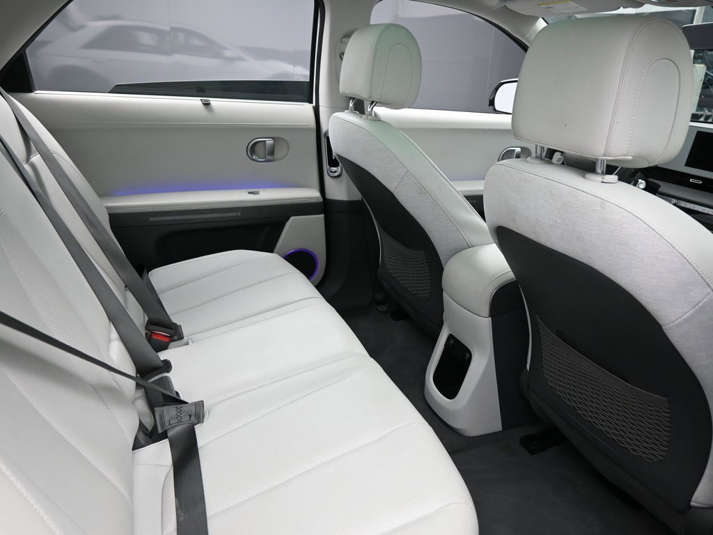 Used 2024 Hyundai Ioniq 5 Limited image 34