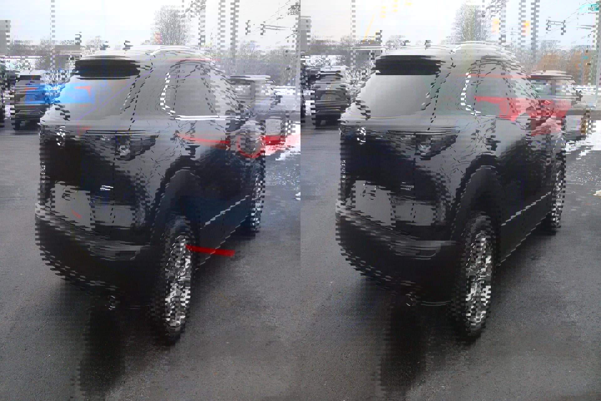 Used 2024 MAZDA CX-30 AWD 2.5 S w/ Premium Package image 11