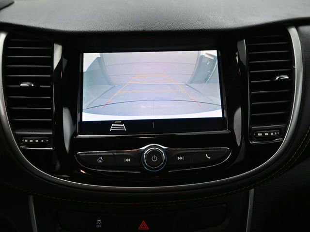 Used 2021 Chevrolet Trax LT w/ Sport Edition image 4