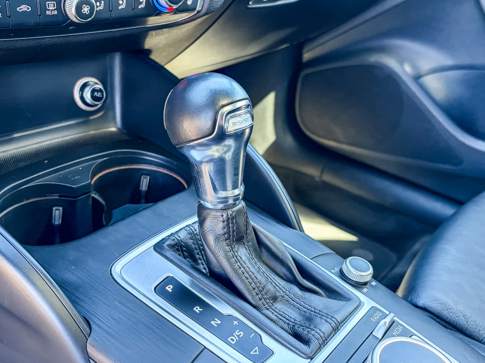 Used 2017 Audi A3 e-tron Premium Plus w/ Technology Package image 19