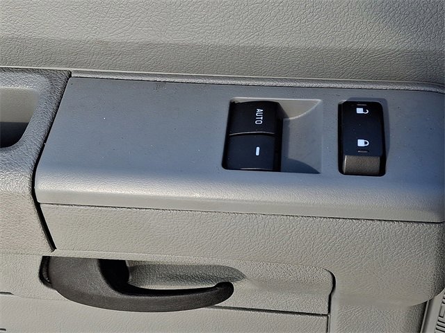 Used 2024 Ford E-450 and Econoline 450 Super Duty w/ Driver's Safety Package image 23