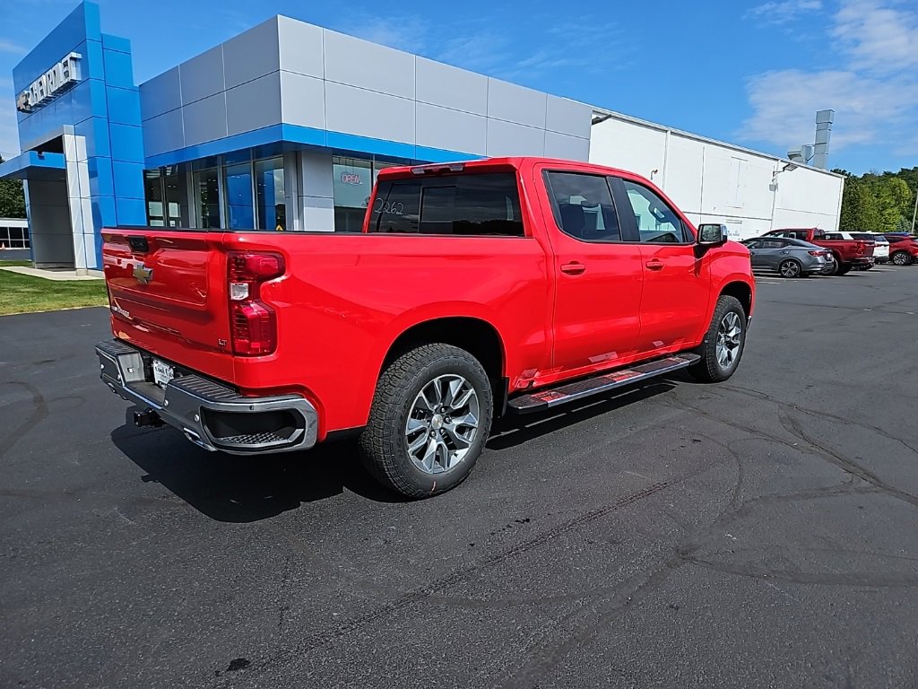New 2026 Chevrolet Silverado 1500 LT image 3