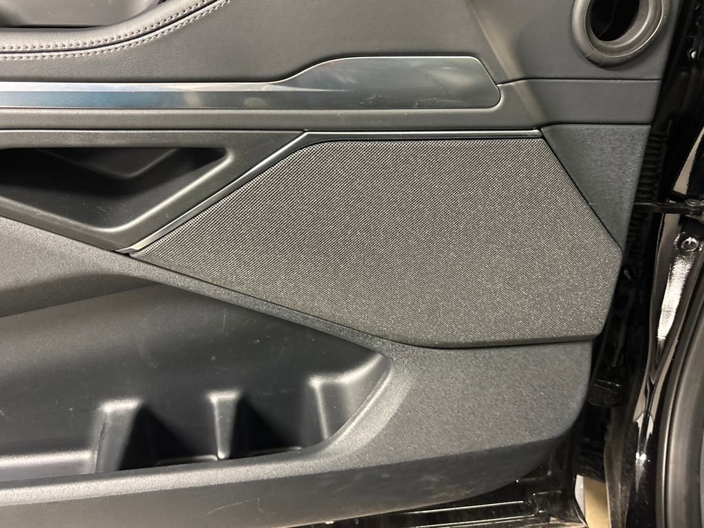 Used 2025 Lincoln Navigator Reserve w/ Jet Appearance Package image 23