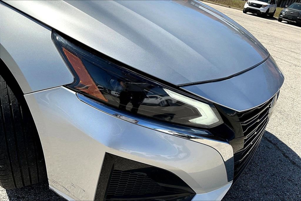Used 2024 Nissan Altima 2.5 SV image 33