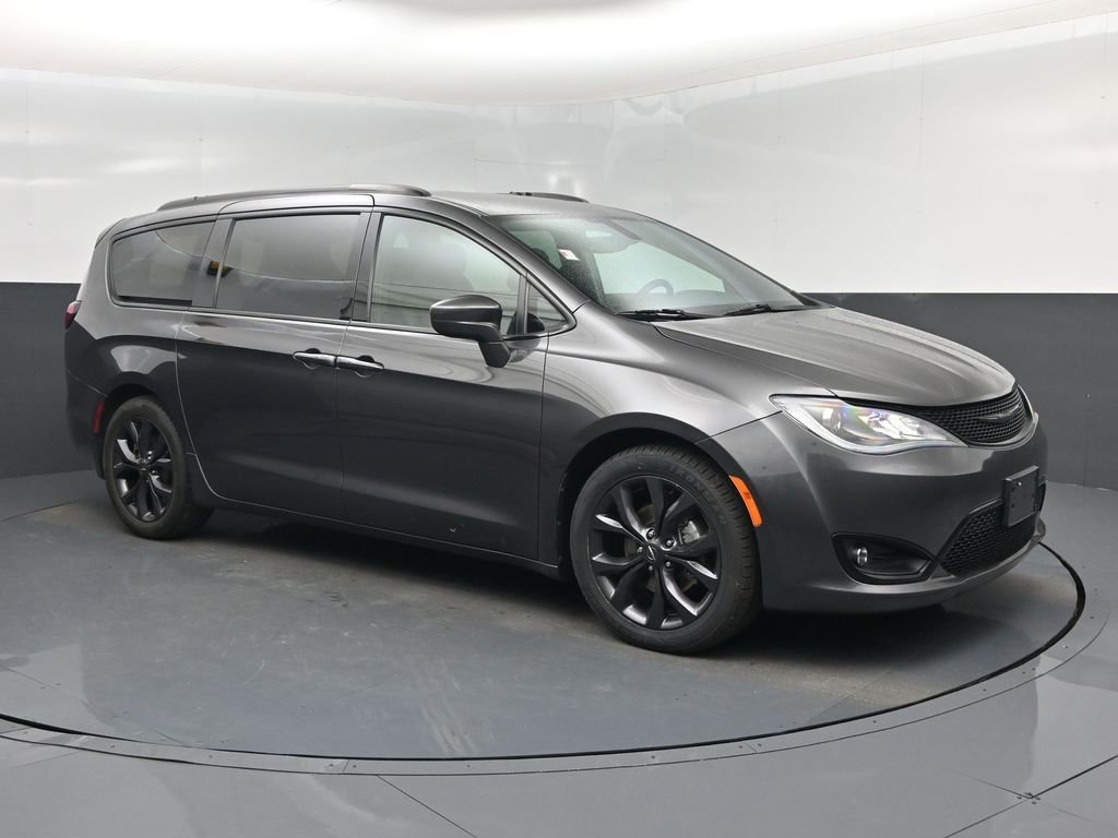 Used 2019 Chrysler Pacifica Touring Plus w/ S Appearance Package