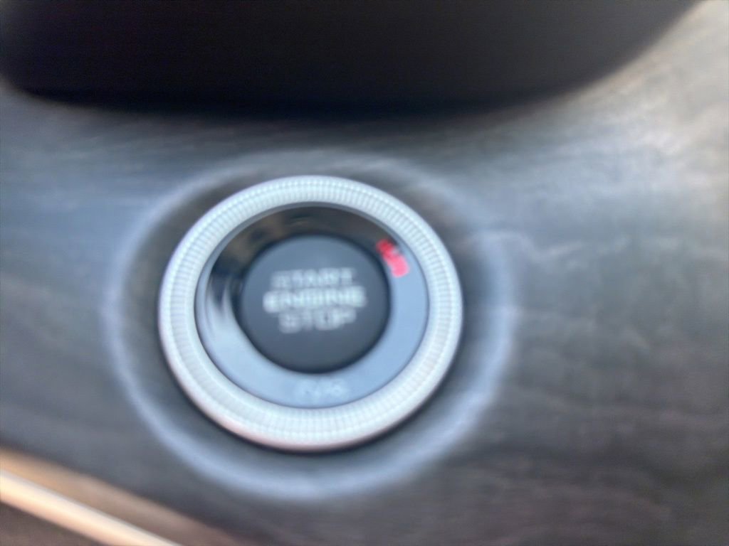 Used 2021 Jeep Grand Cherokee L Limited image 28