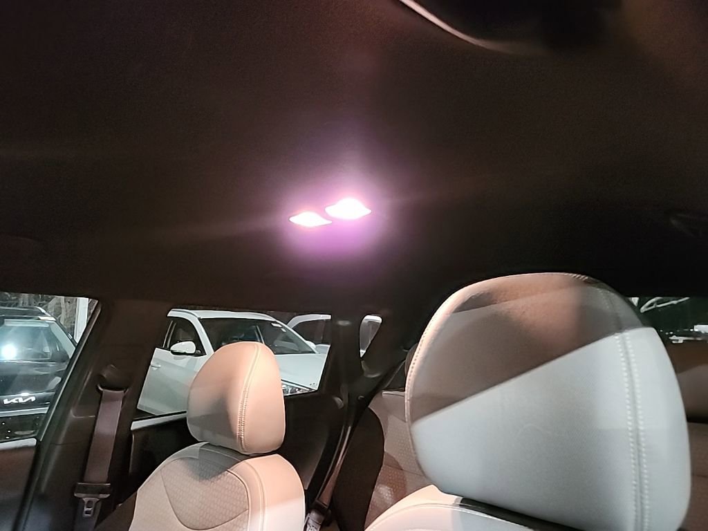 Certified 2016 Kia Soul + image 11