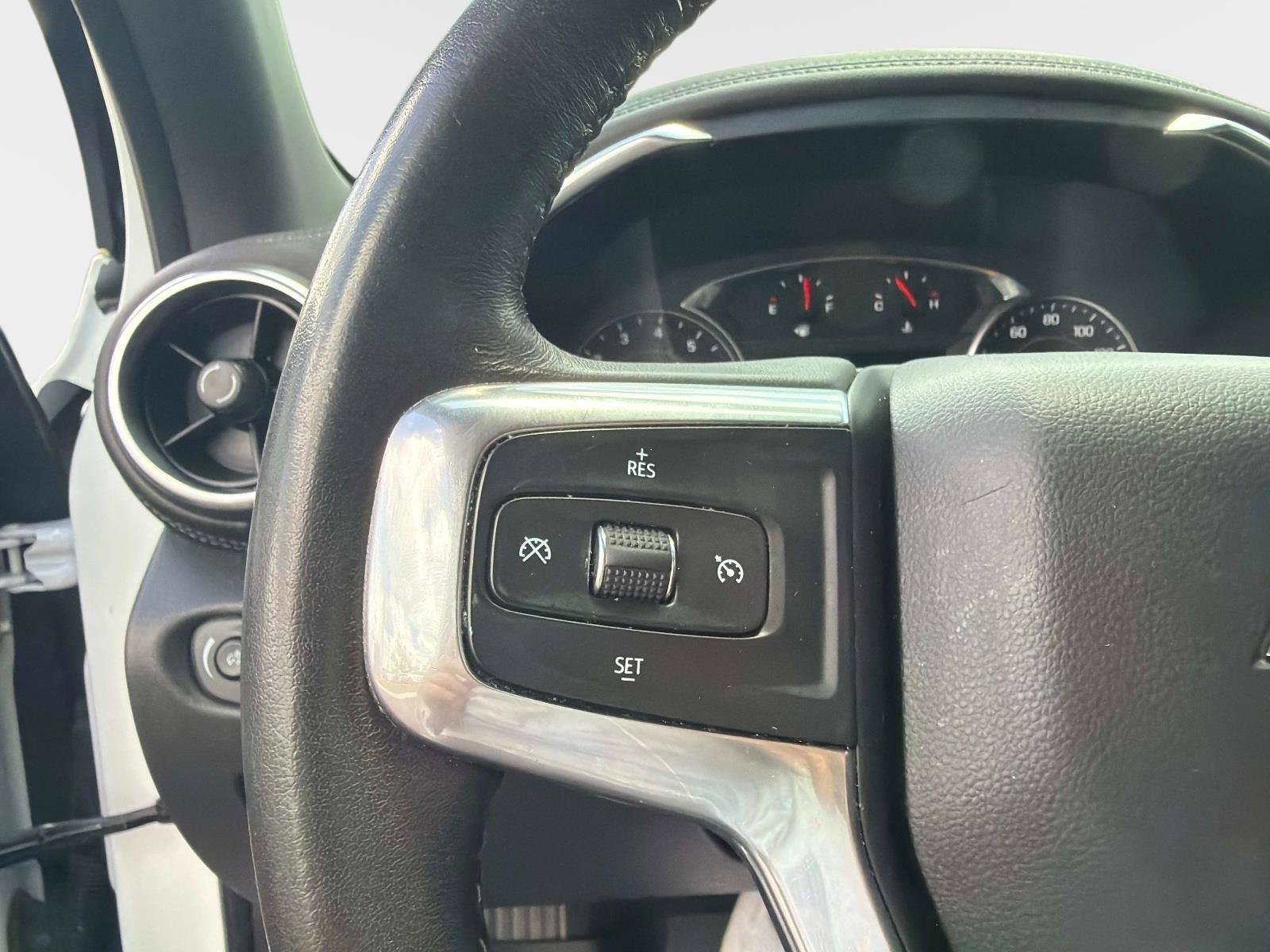 Used 2020 Chevrolet Blazer LT FWD image 27