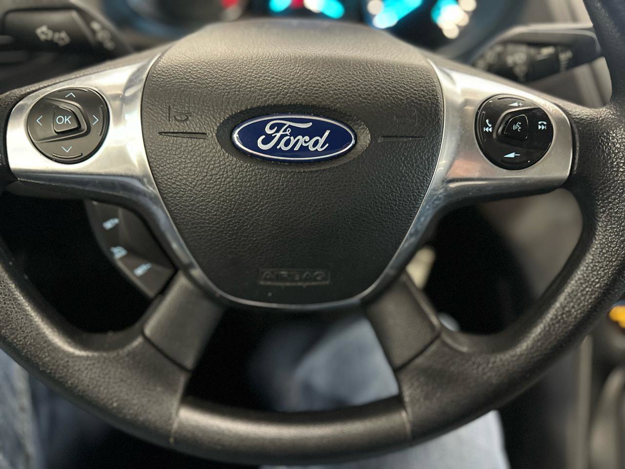 Used 2016 Ford Escape SE w/ Equipment Group 201A FWD image 23